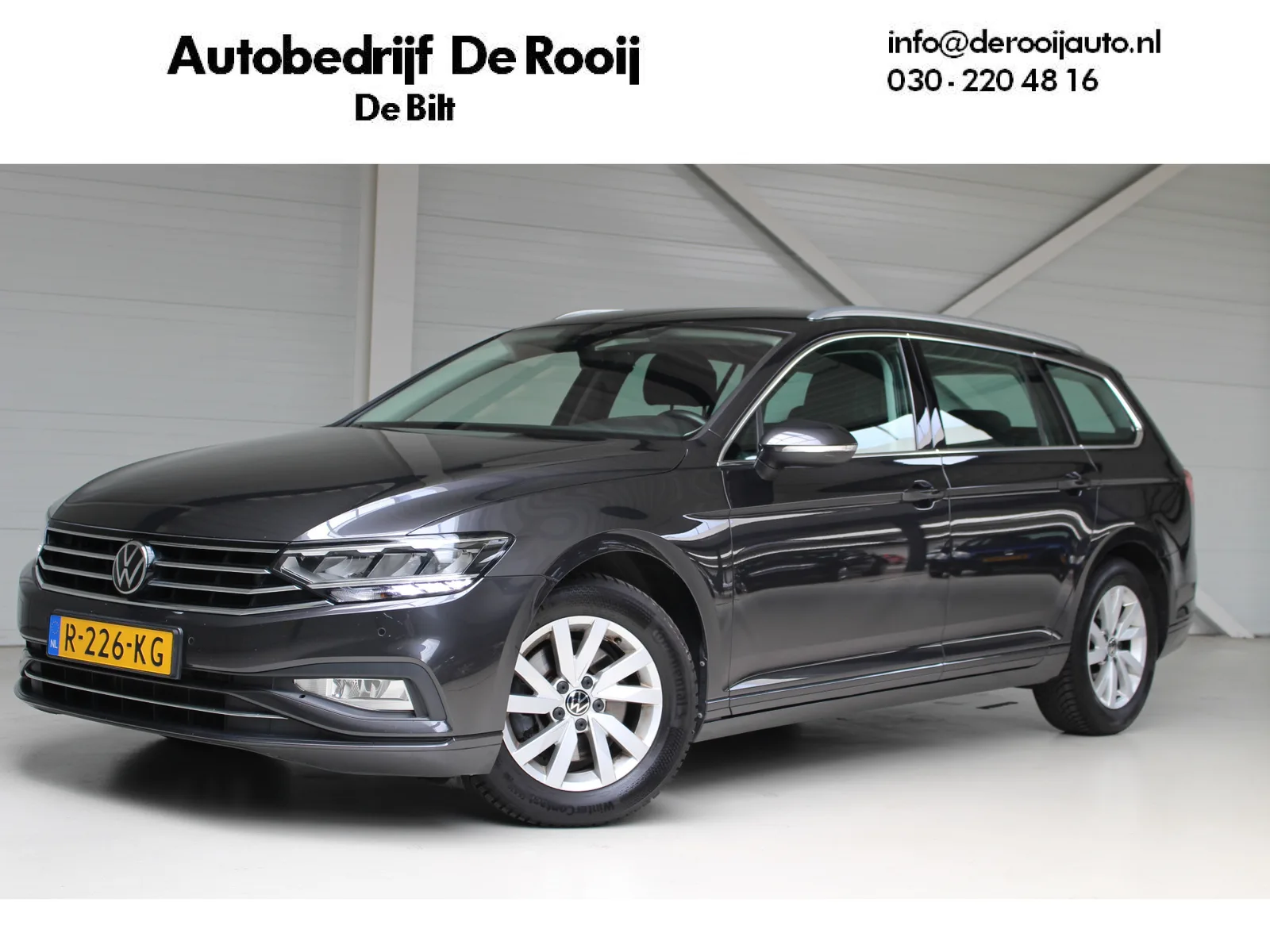 Volkswagen Passat (2022) — foto 1