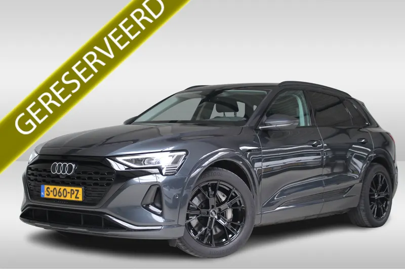 Audi Q8 e-tron (2023)