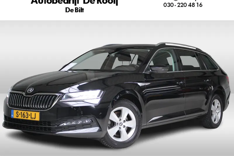 Škoda Superb (2023)