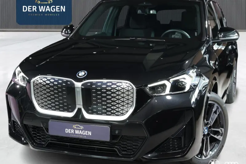 BMW iX1 (2025)
