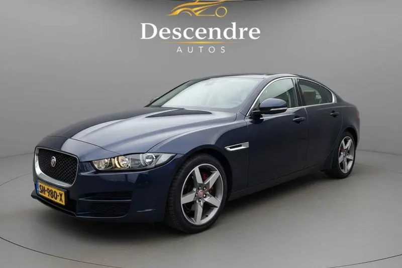 Jaguar XE (2018)