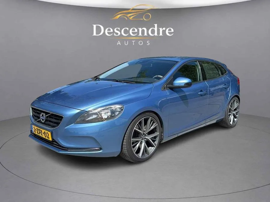 Volvo V40 (2014) — foto 1