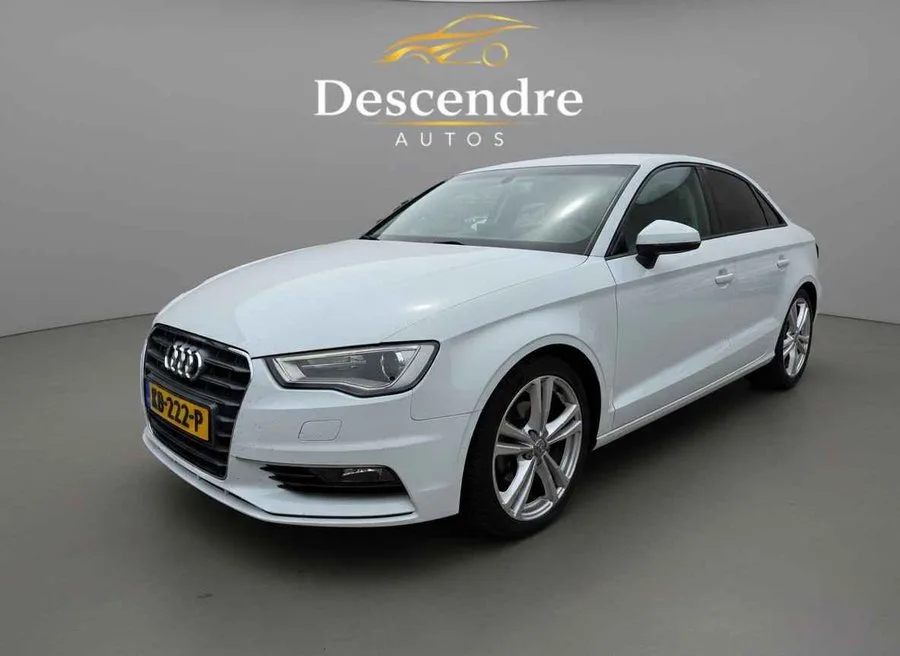 Audi A3 (2015) — foto 1