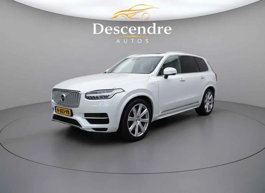 Volvo XC90 (2017) — foto 1