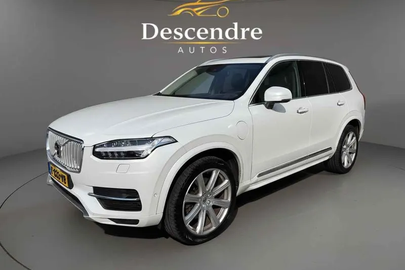 Volvo XC90 (2017)