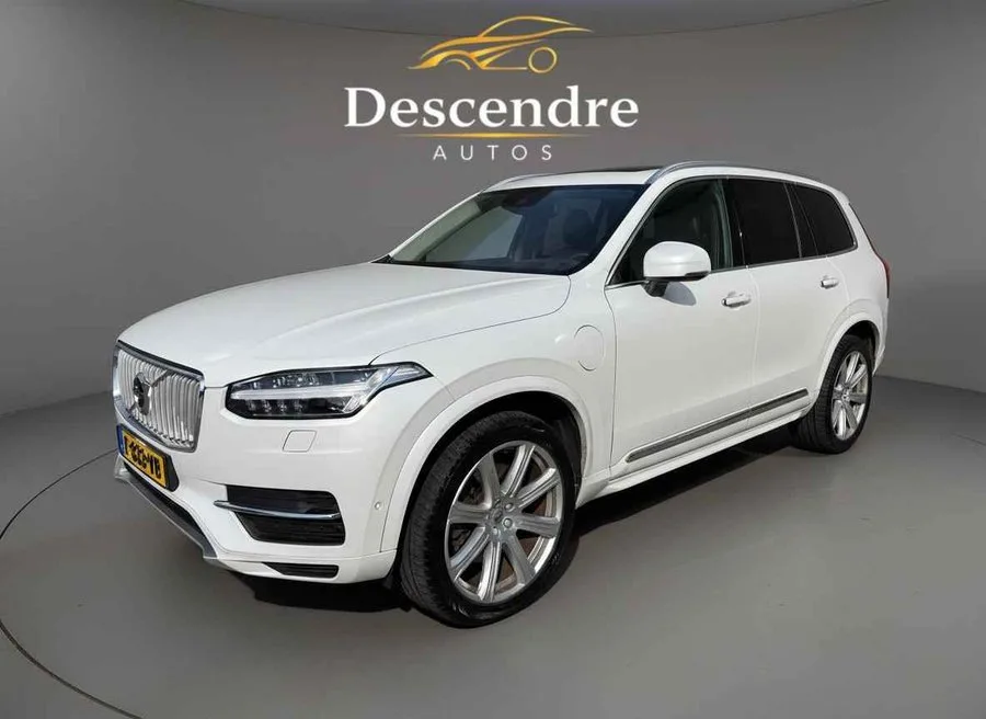 Volvo XC90 (2017) — foto 1