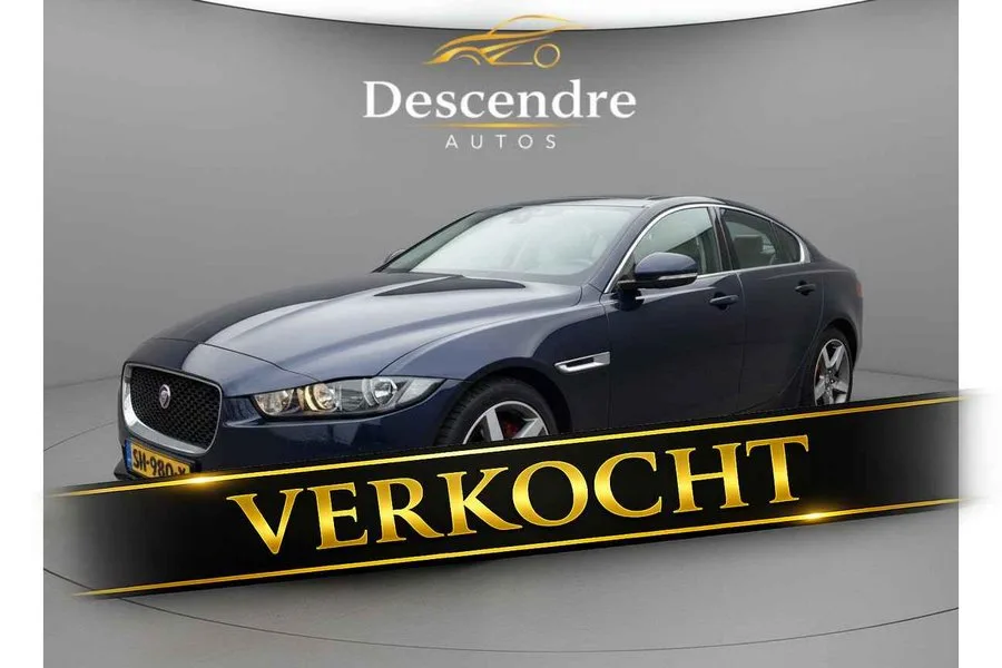 Jaguar XE (2018) — foto 1