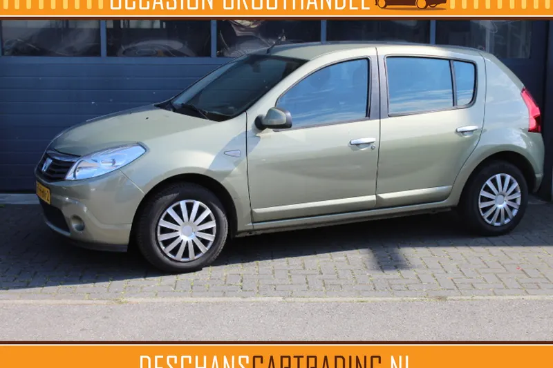 Dacia Sandero (2008)