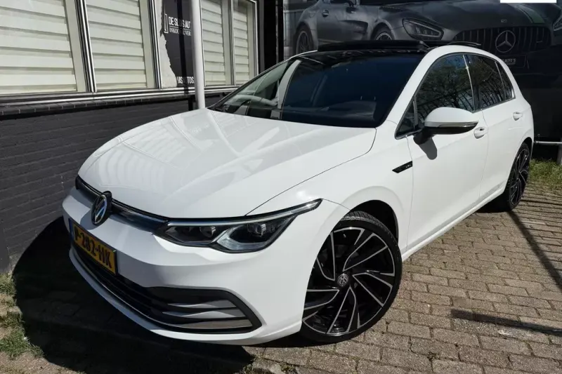 Volkswagen Golf (2020)