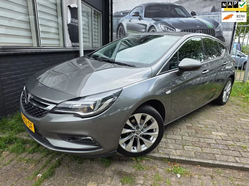 Opel Astra (2019) — foto 1
