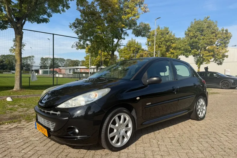Peugeot 206 (2011)