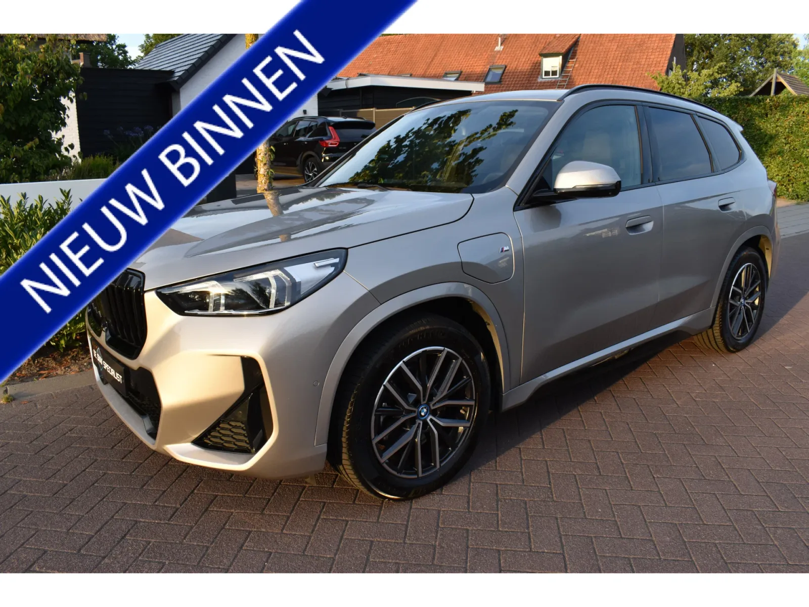 BMW X1 (2024) — foto 1