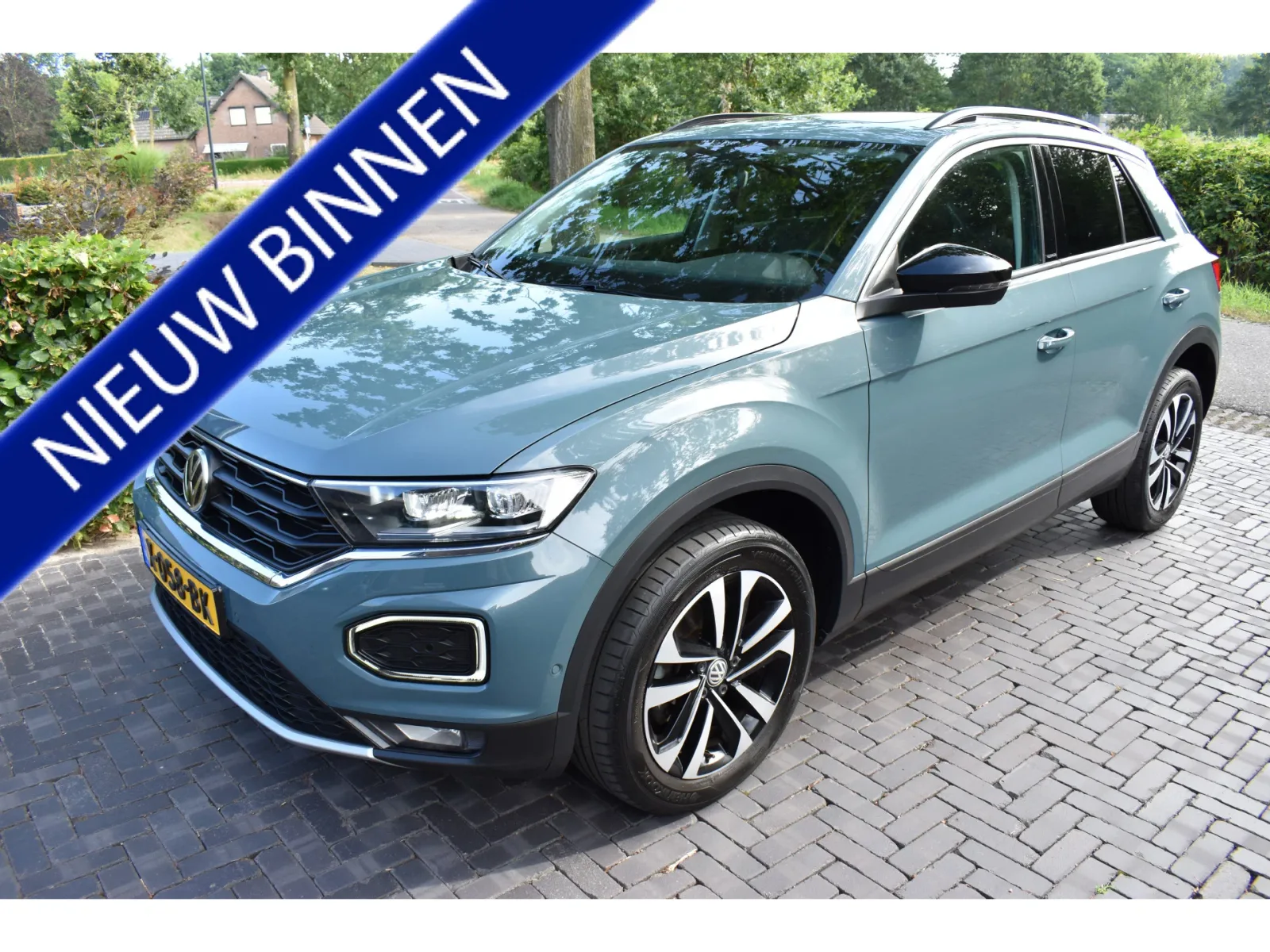 Volkswagen T-Roc (2019) — foto 1