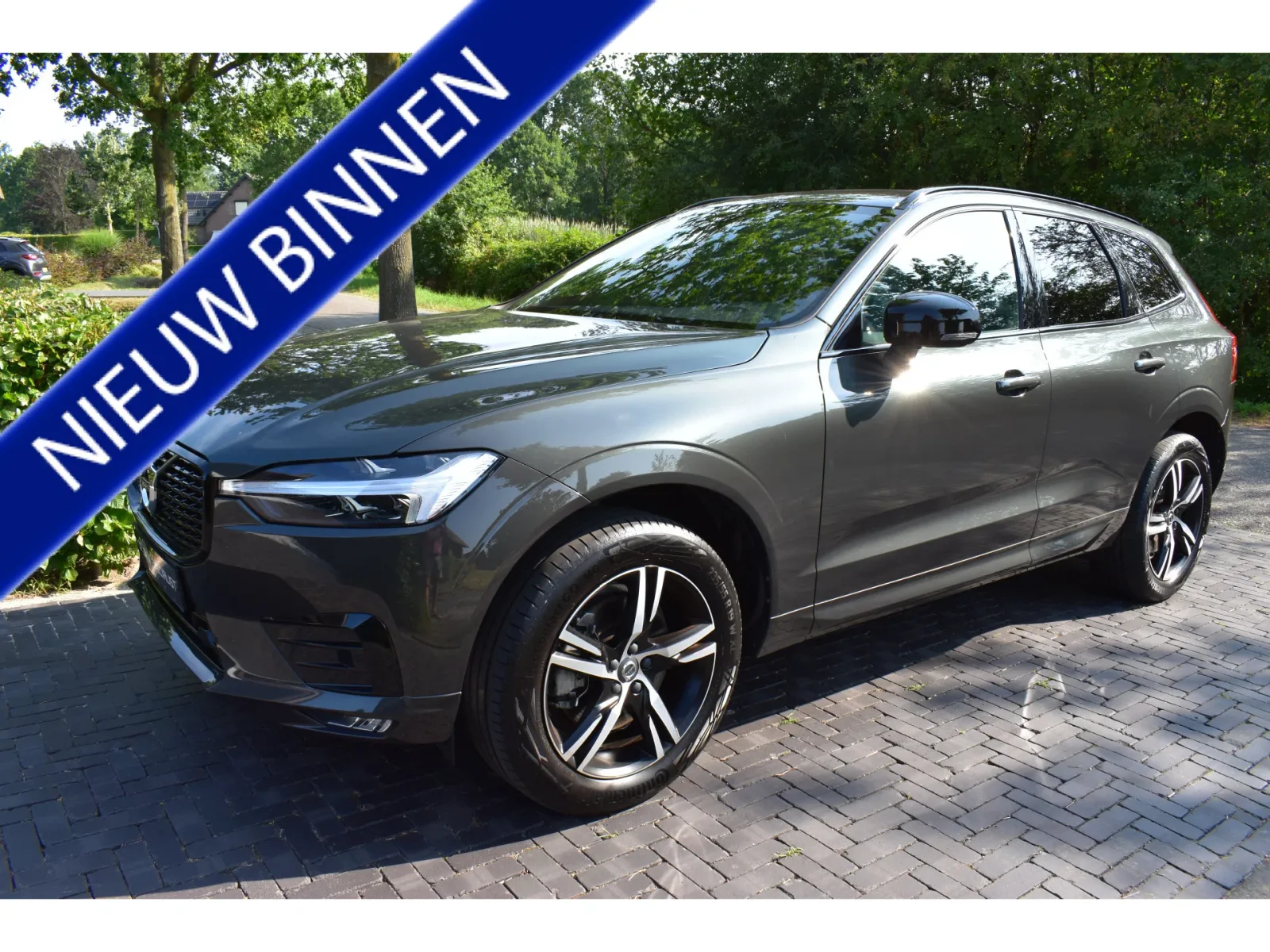 Volvo XC60 (2021) — foto 1