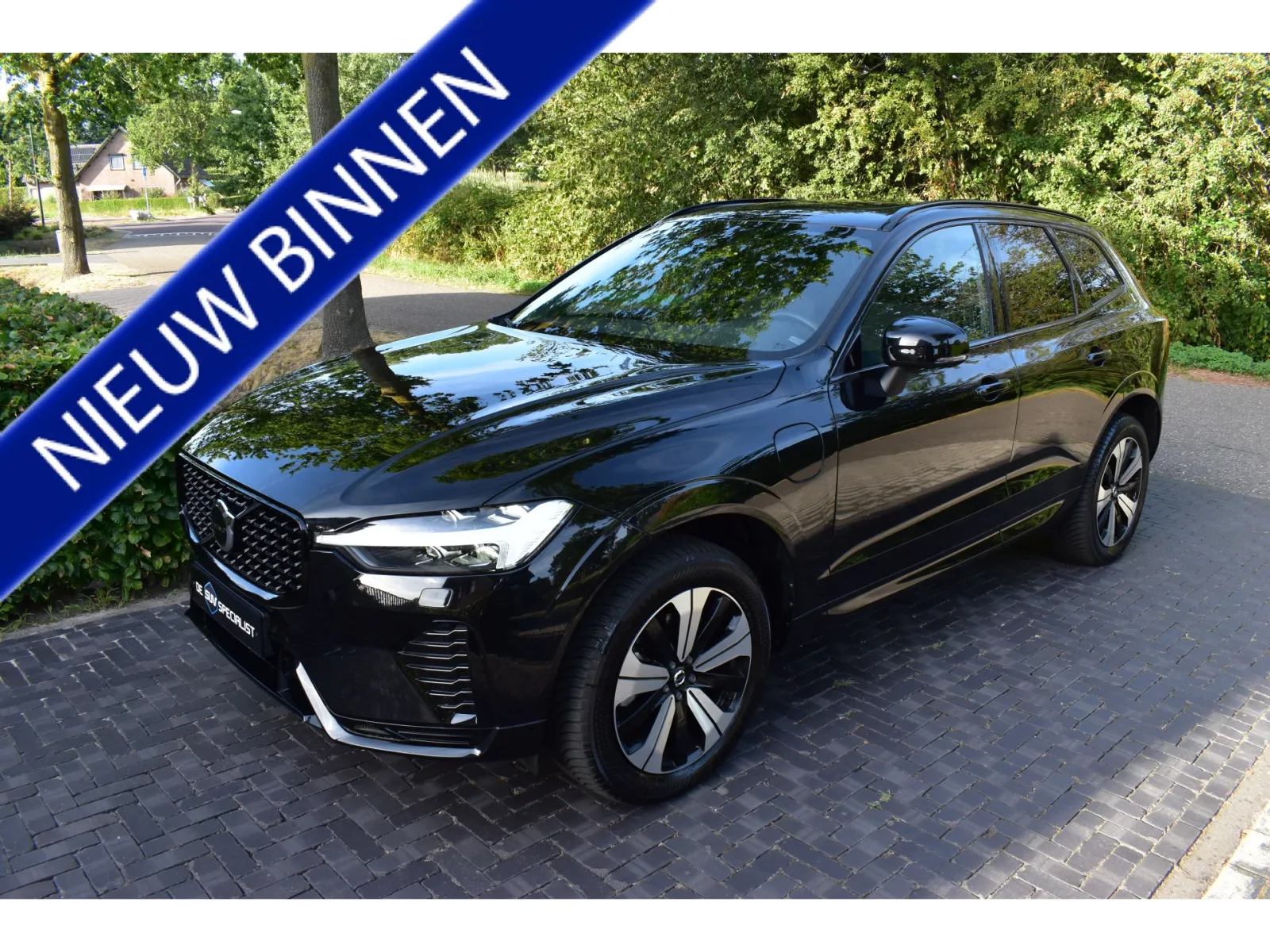 Volvo XC60 (2023) — foto 1