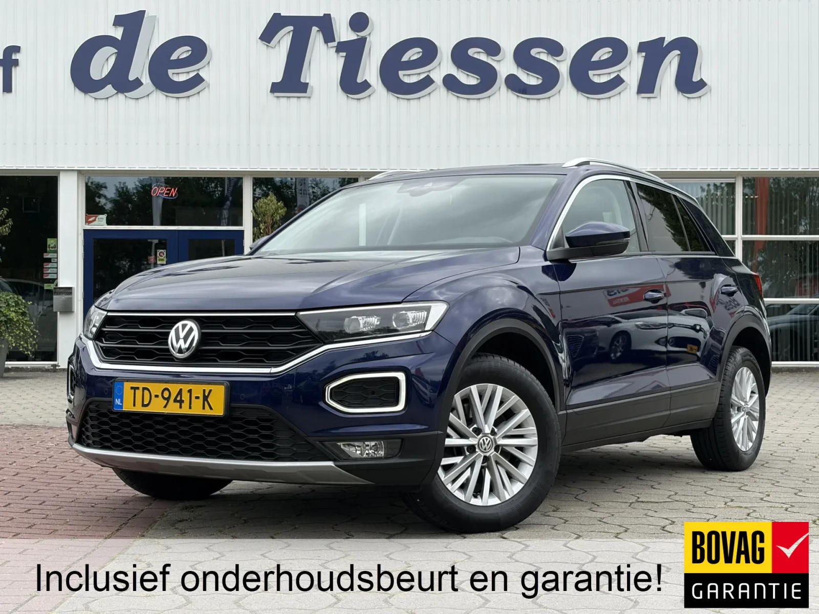 Volkswagen T-Roc (2018) — foto 1