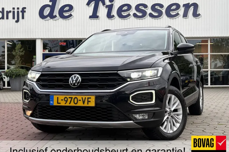 Volkswagen T-Roc (2021)