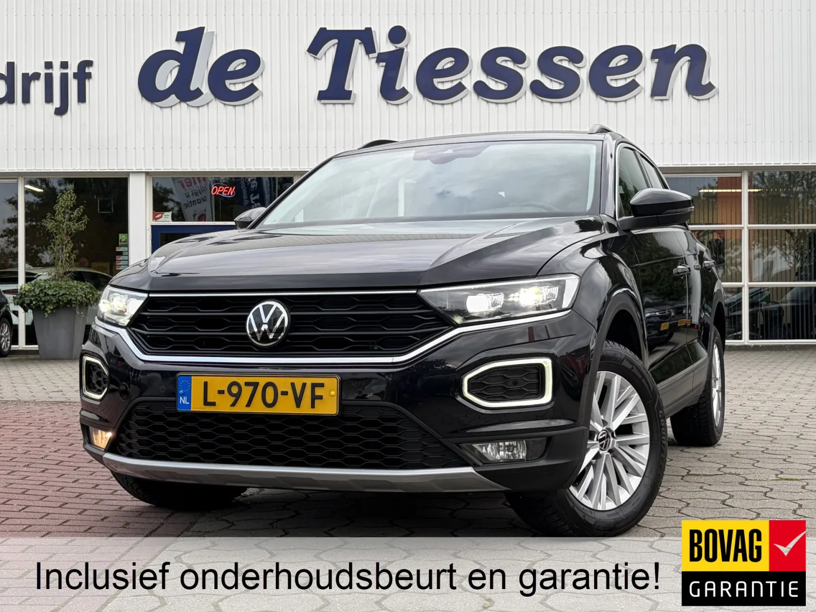 Volkswagen T-Roc (2021) — foto 1