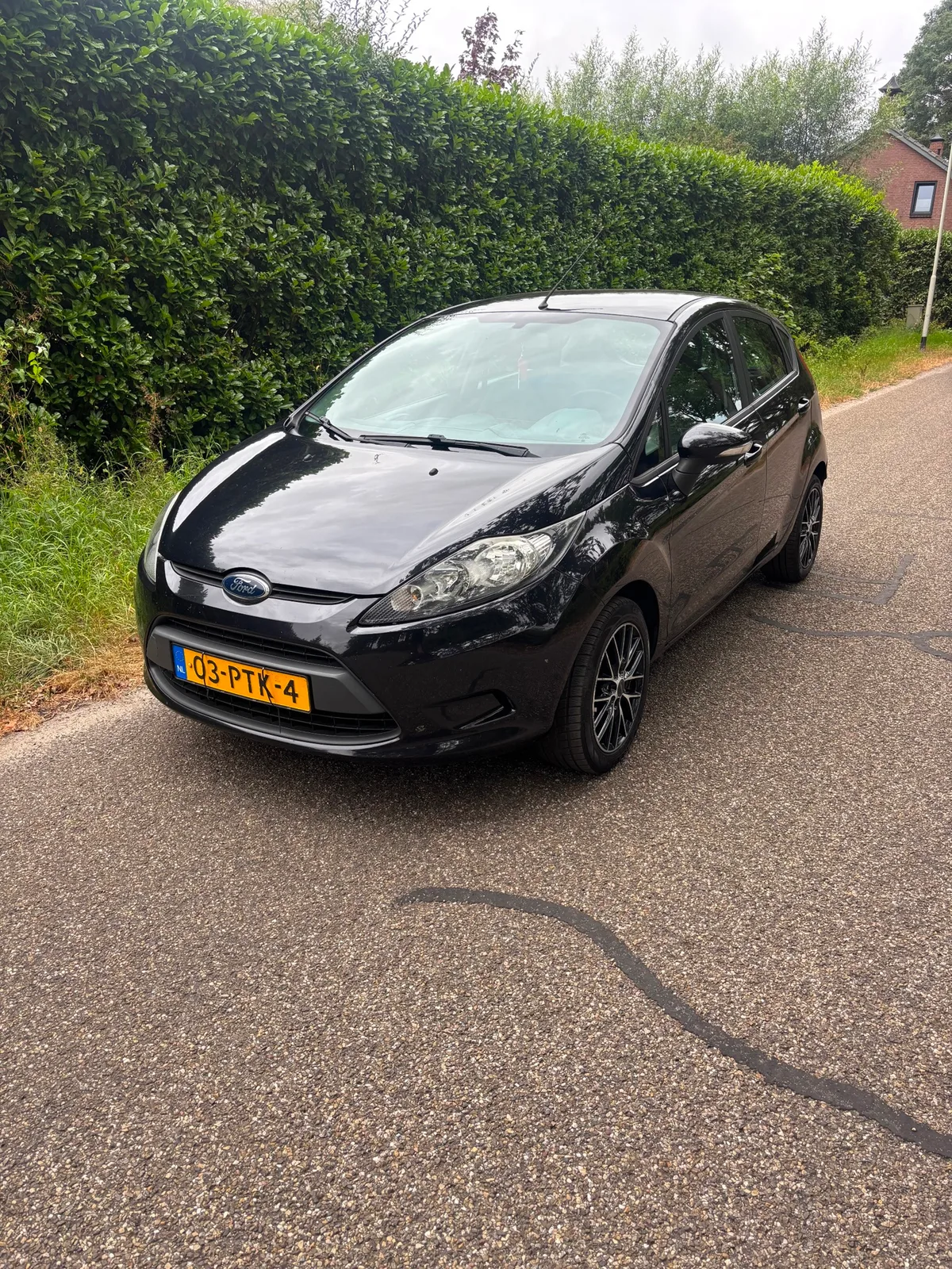 Ford Fiesta (2011) — foto 1