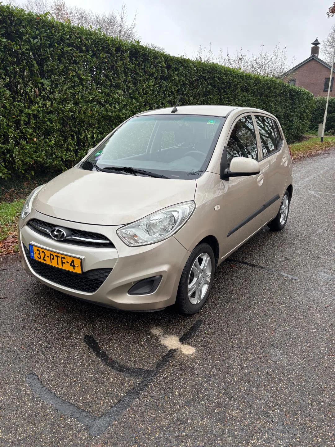 Hyundai i10 (2011) — foto 1