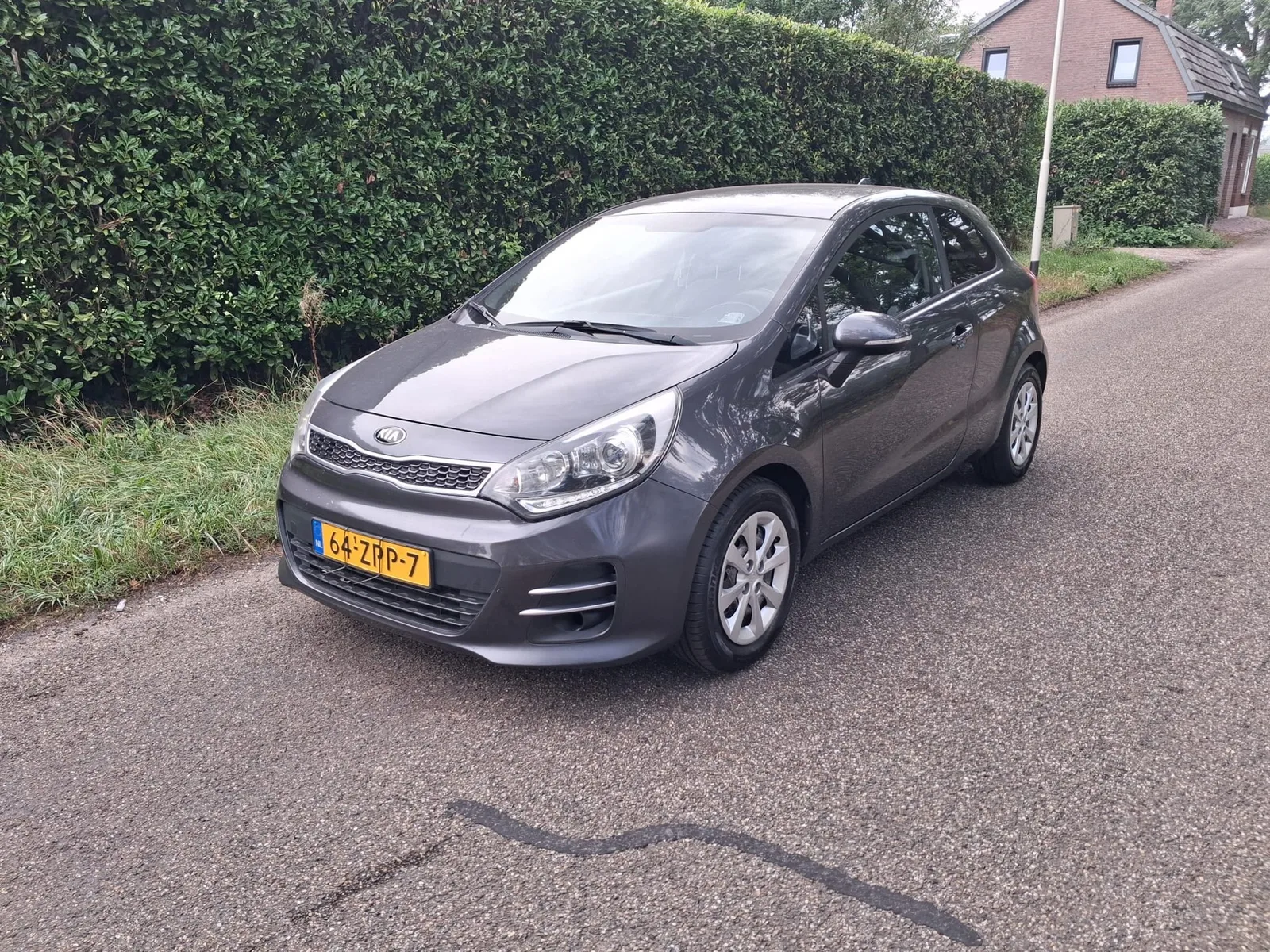 Kia Rio (2013) — foto 1