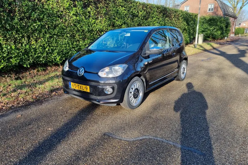 Volkswagen Up! (2012)
