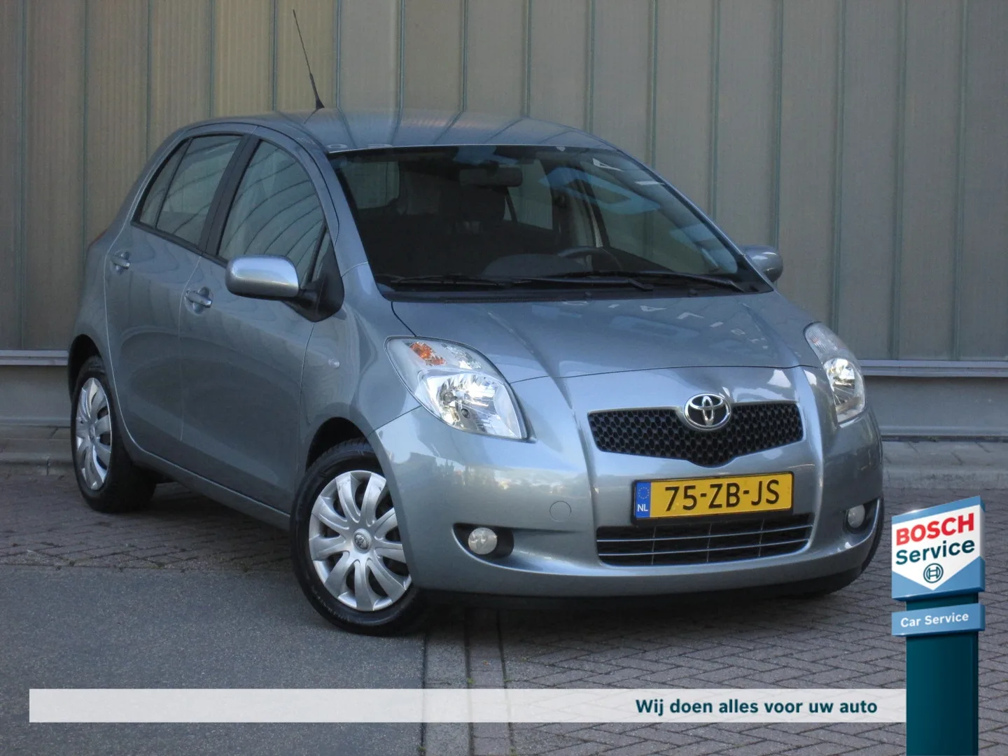Toyota Yaris (2007) — foto 1