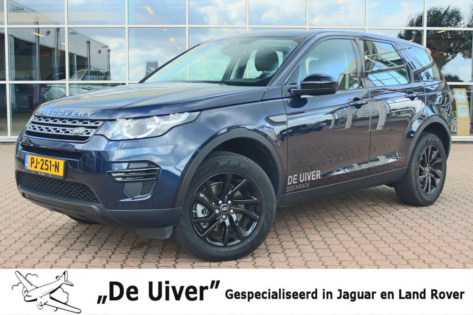 Land Rover Discovery Sport (2017) — foto 1