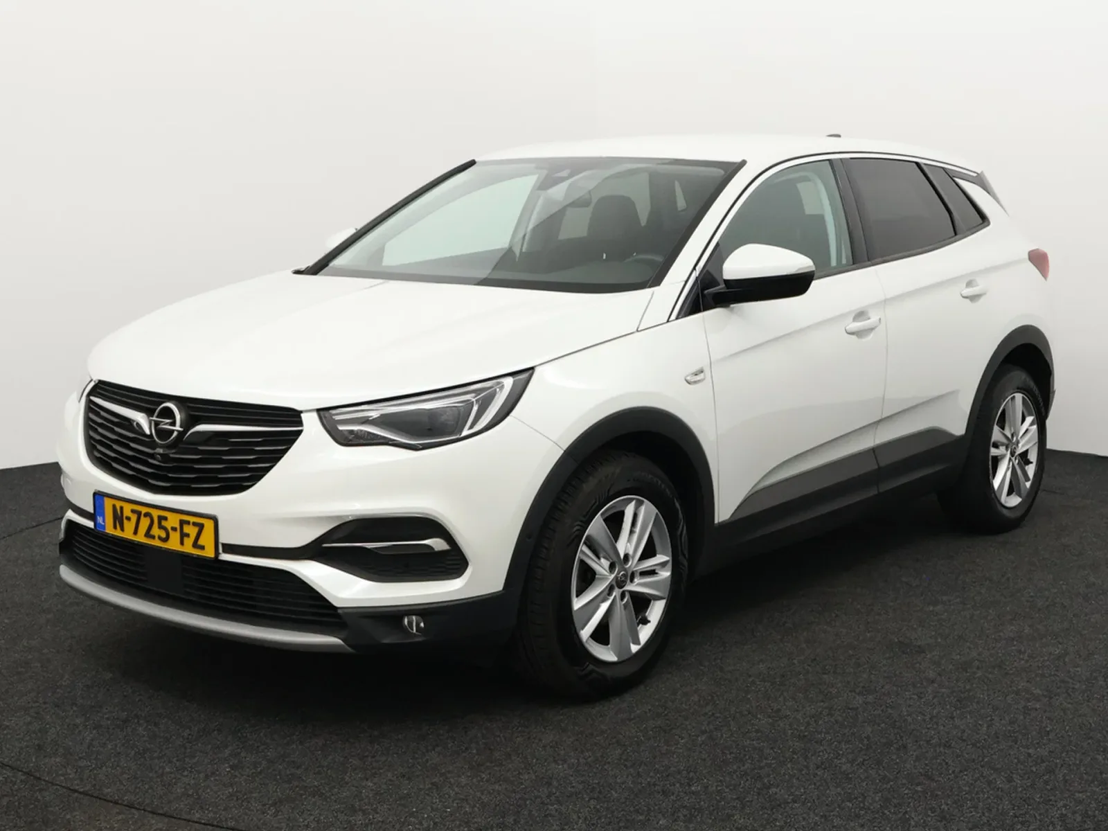 Opel Grandland X (2021) — foto 1