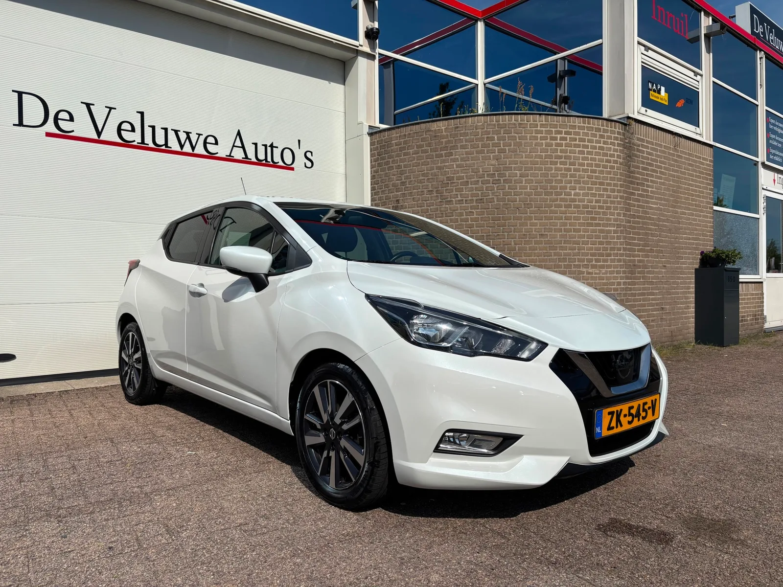 Nissan Micra (2019) — foto 1