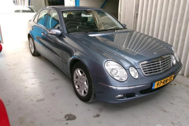 Mercedes-Benz E-Klasse (2005)