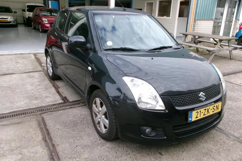 Suzuki Swift (2008)