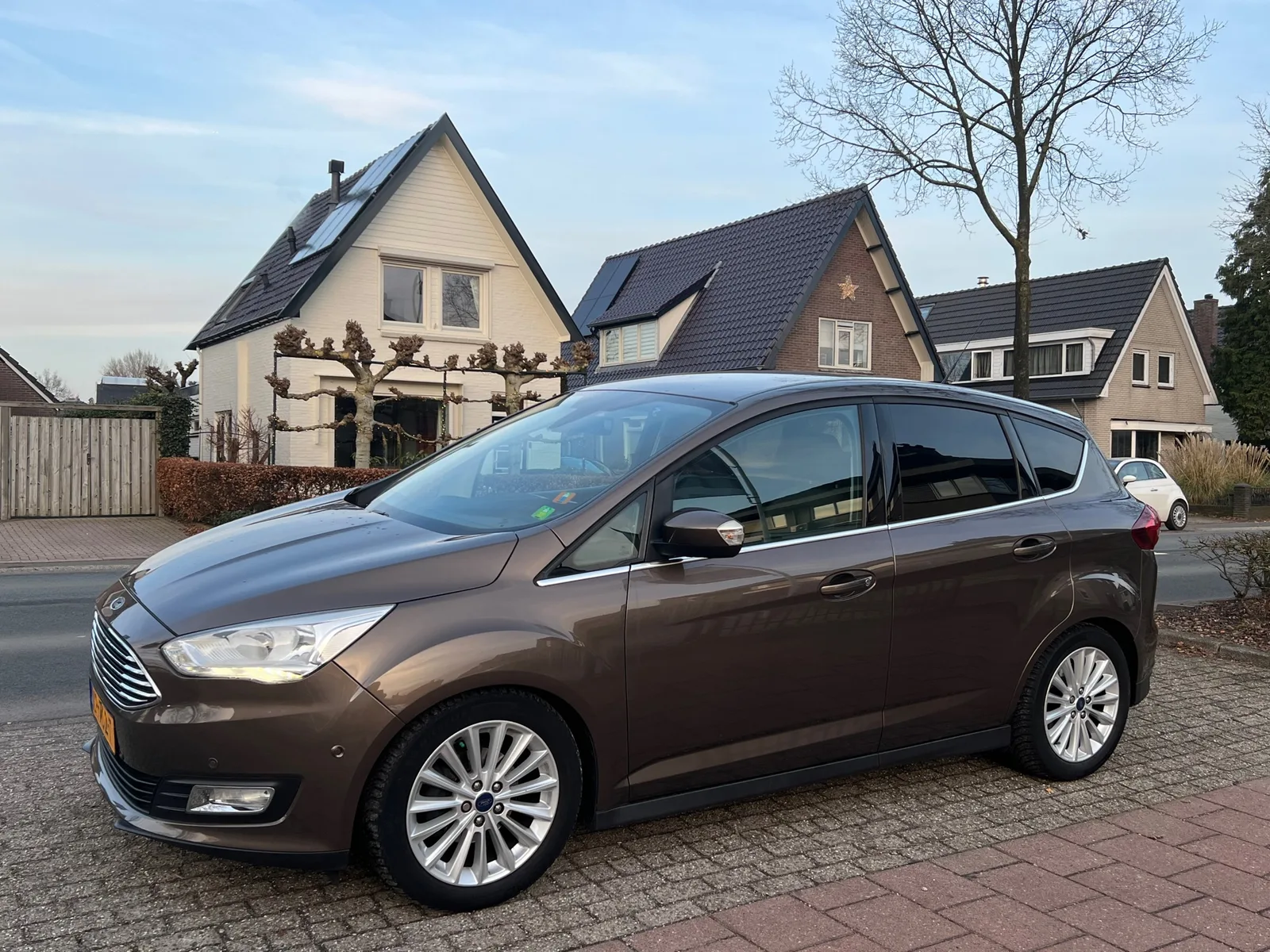 Ford C-Max (2016) — foto 1