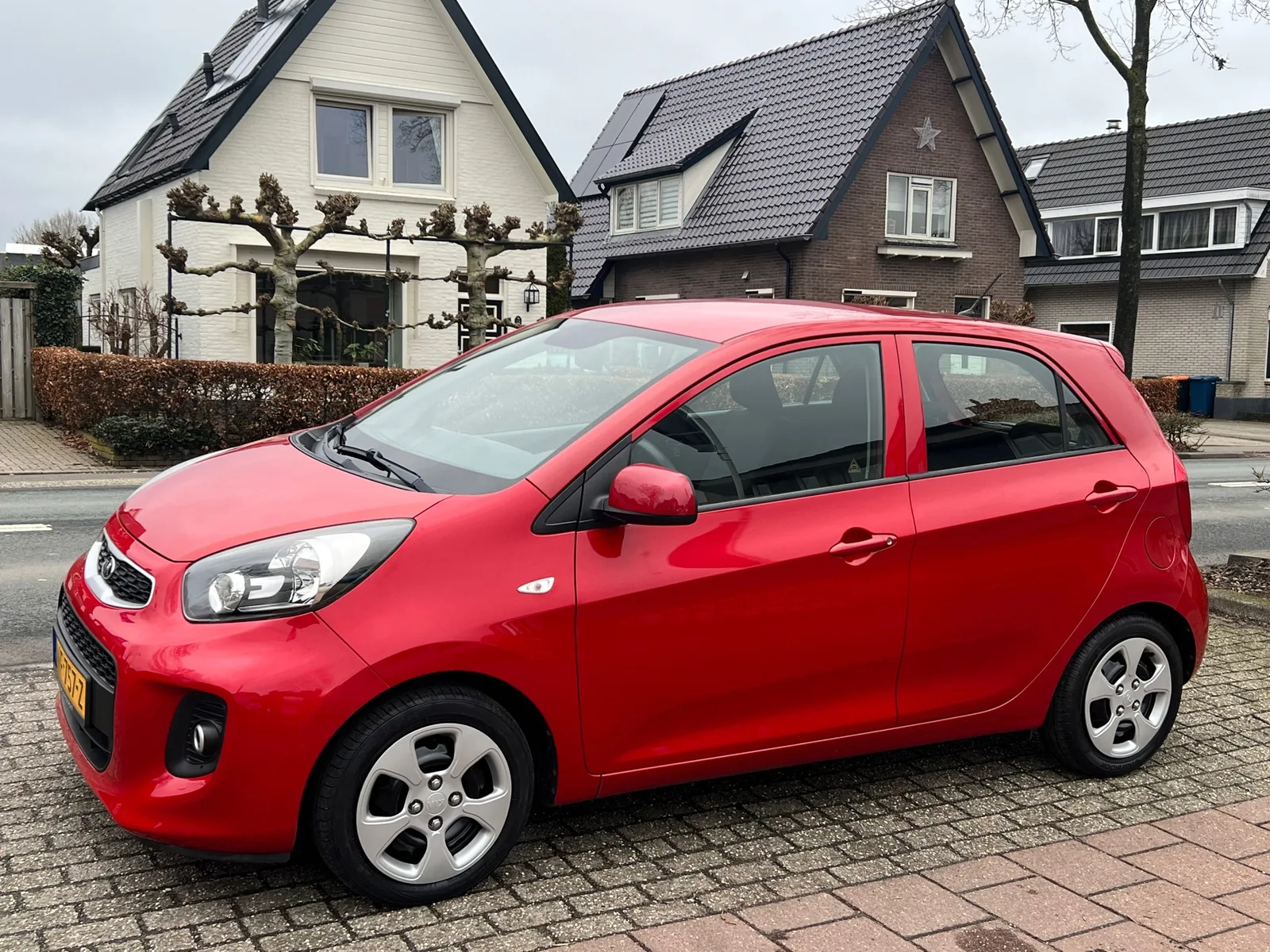 Kia Picanto (2017) — foto 1