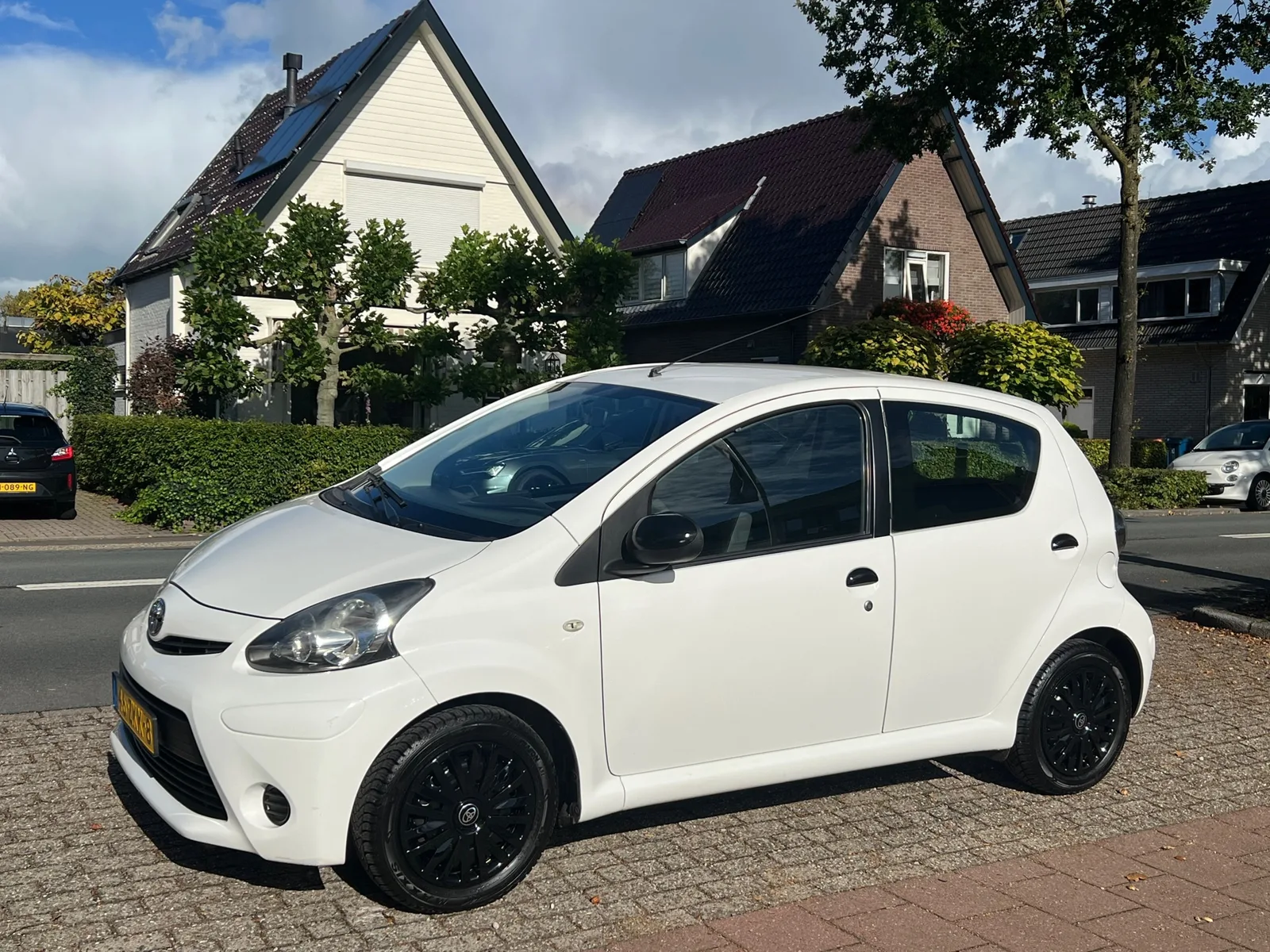 Toyota Aygo (2012) — foto 1