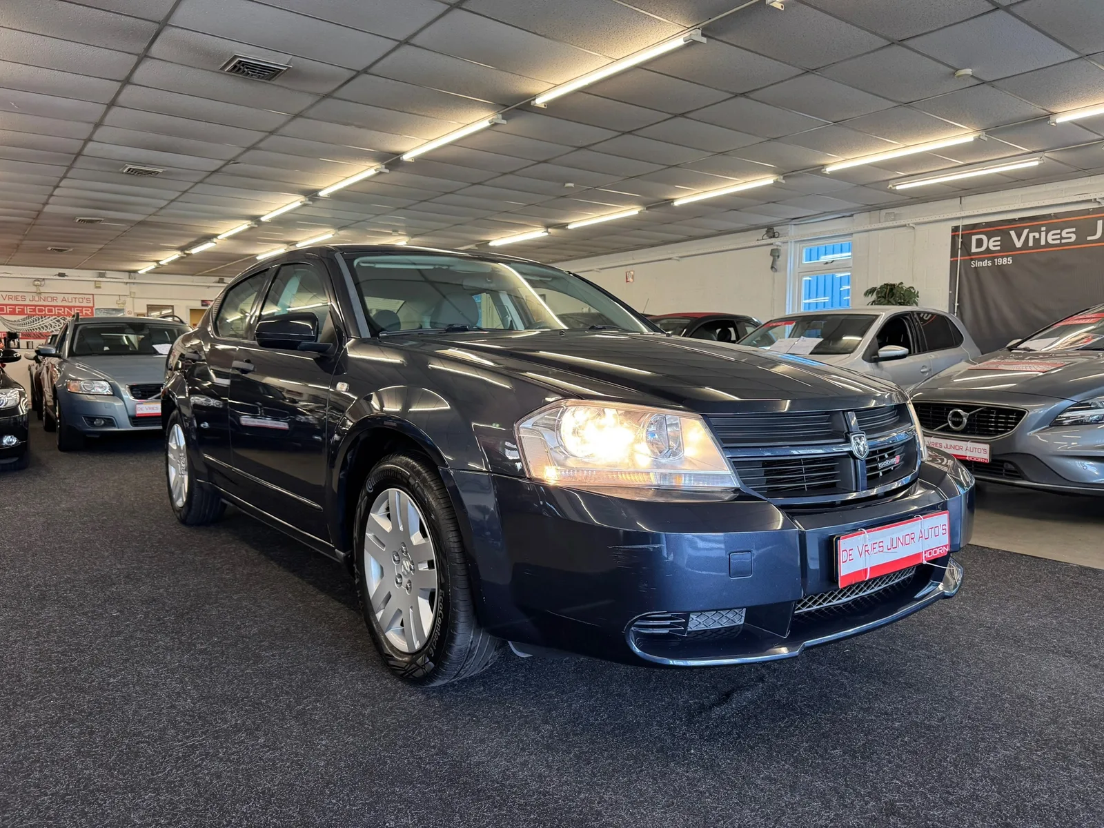Dodge Avenger (2009) — foto 1