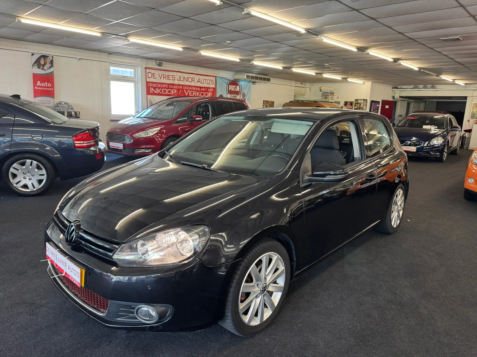 Volkswagen Golf (2010) — foto 1