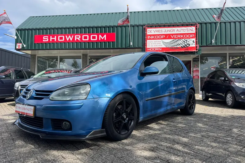 Volkswagen Golf (2004)