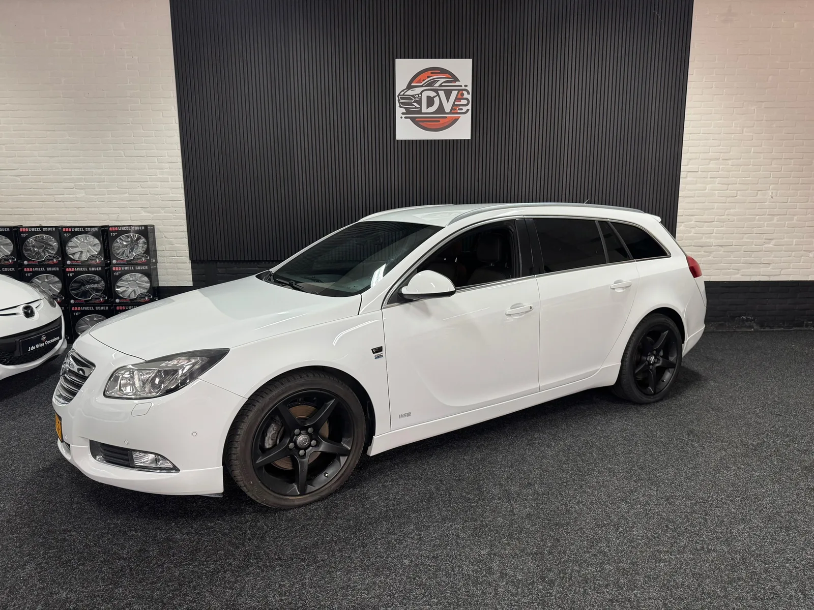 Opel Insignia Sports Tourer (2012) — foto 1