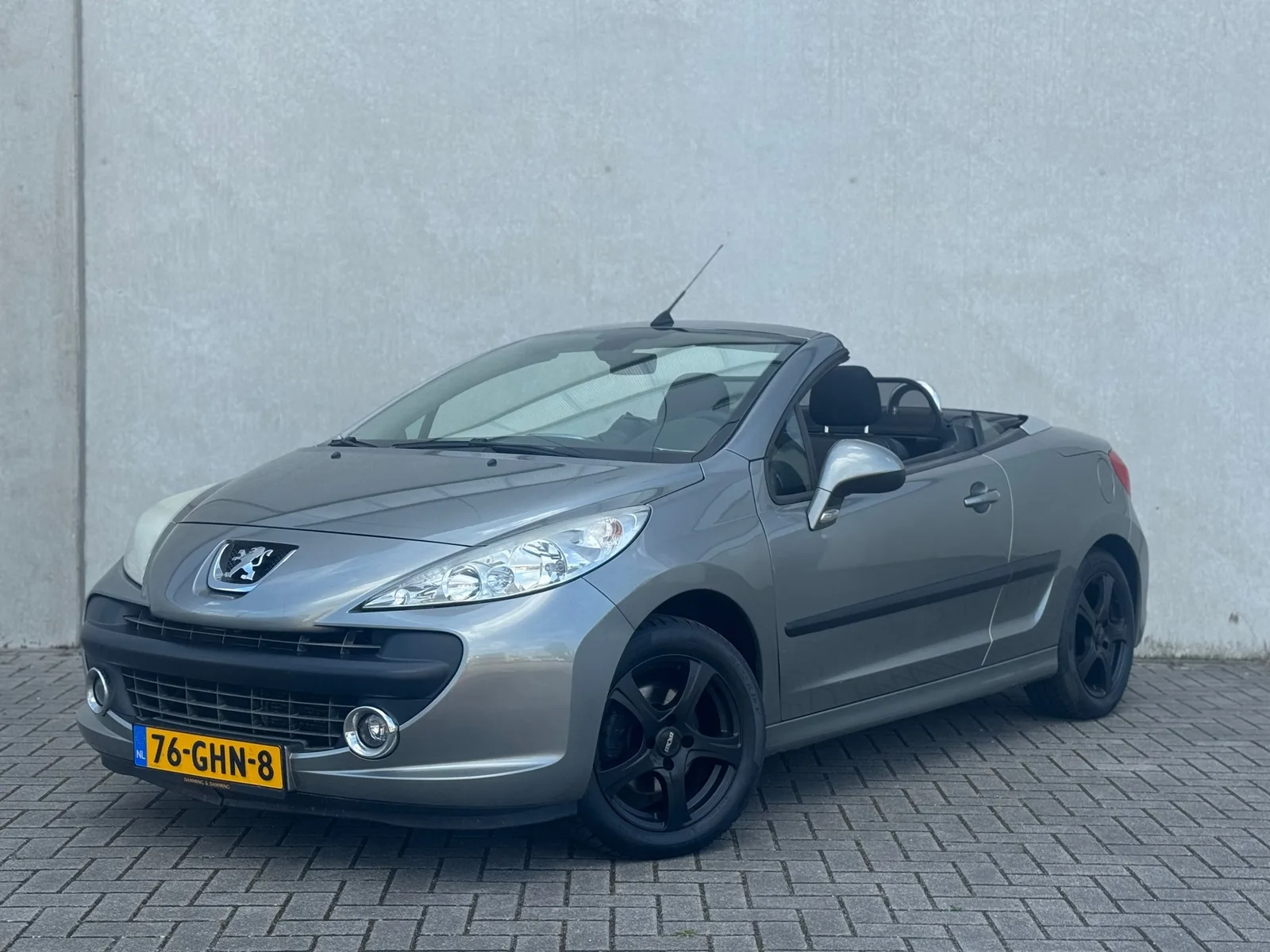 Peugeot 207 (2008) — foto 1