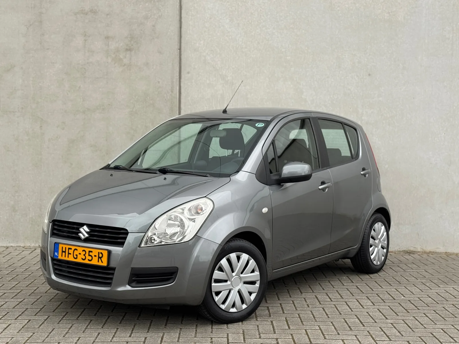Suzuki SPLASH (2011) — foto 1