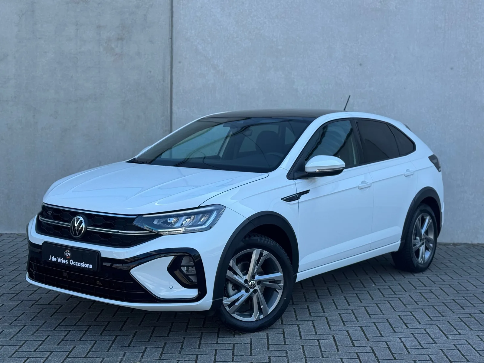 Volkswagen Taigo (2023) — foto 1