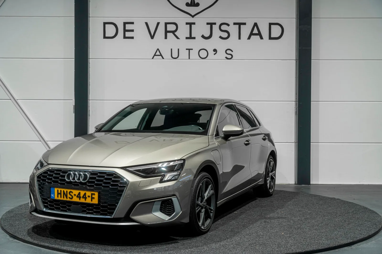 Audi A3 (2021) — foto 1