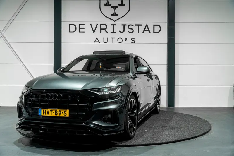 Audi Q8 (2021)