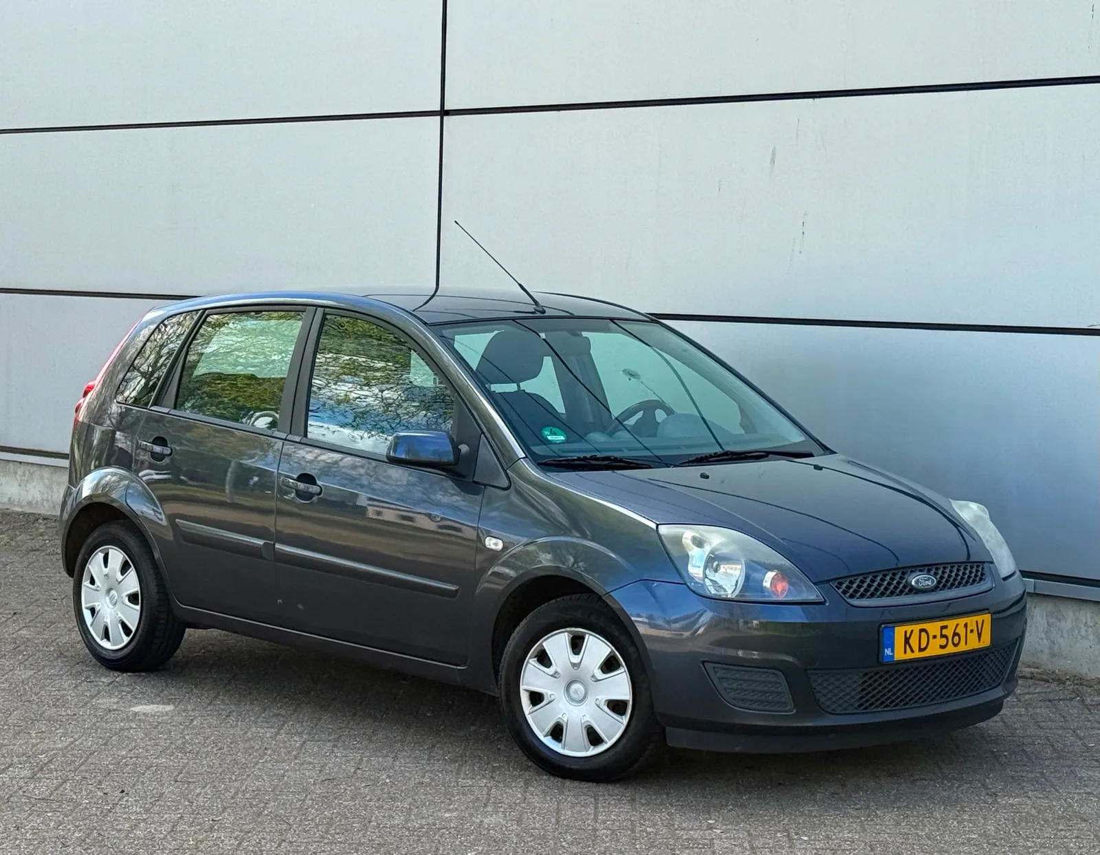 Ford Fiesta (2008) — foto 1