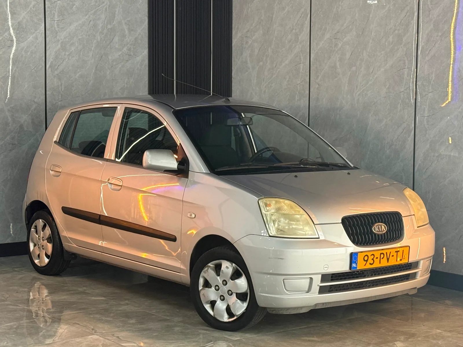 Kia Picanto (2004) — foto 1