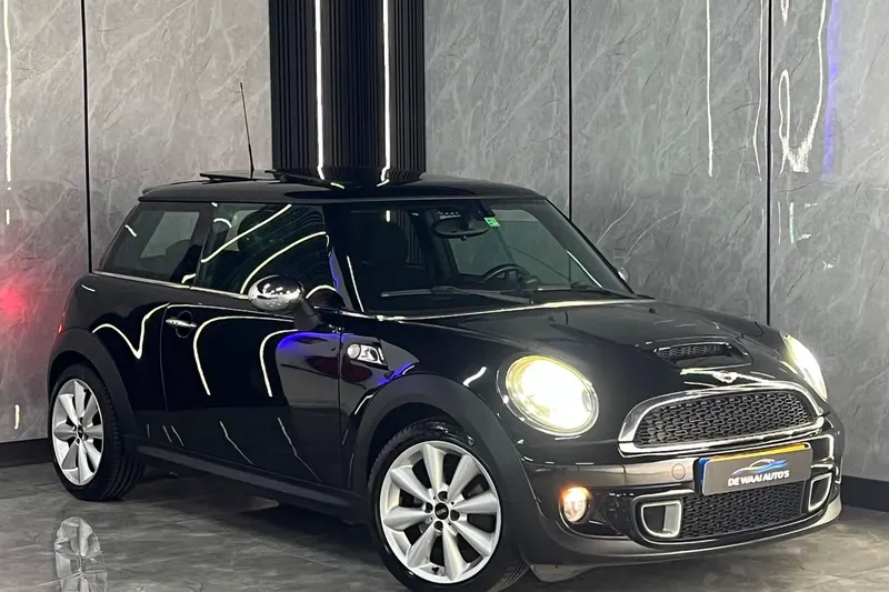 MINI Cooper S (2012)
