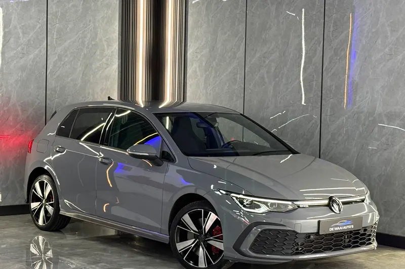 Volkswagen Golf (2020)