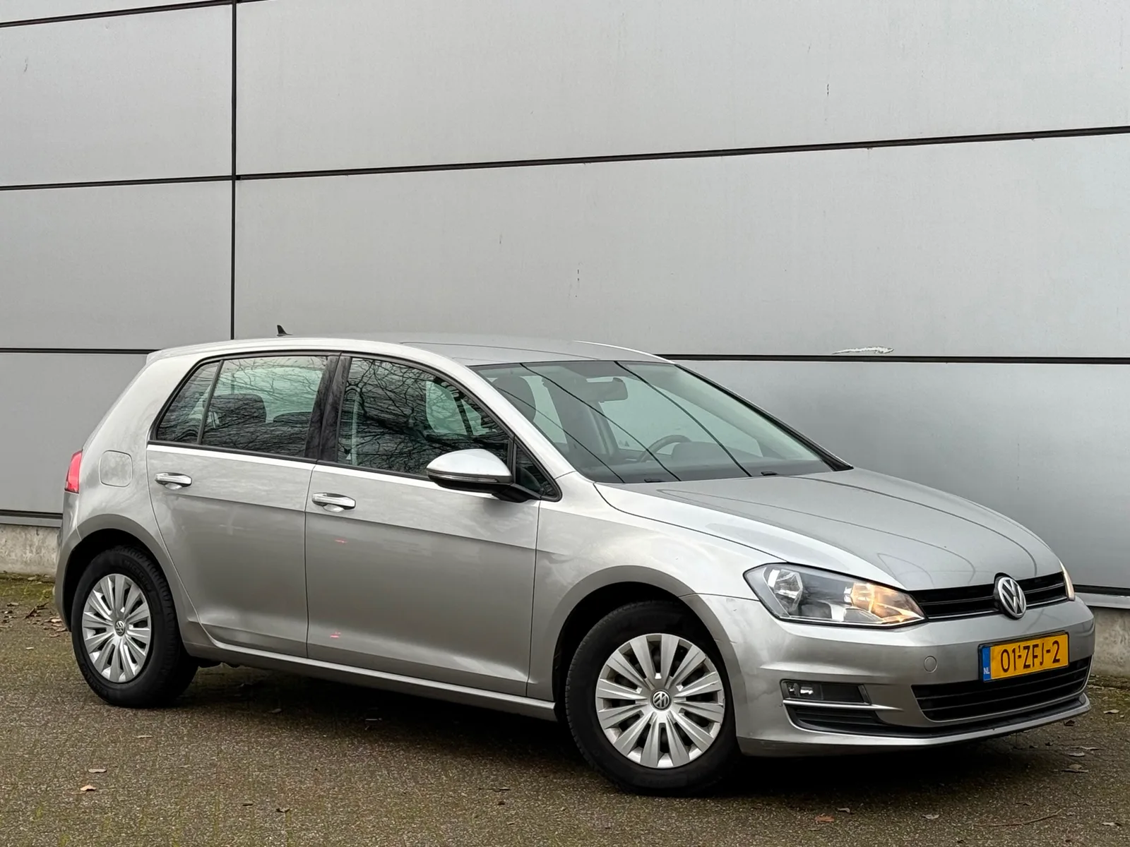 Volkswagen Golf (2012) — foto 1