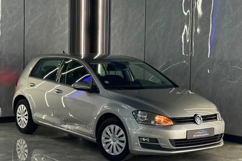 Volkswagen Golf (2014)